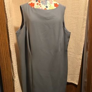 EUC Formal Sleeveless Dress👗👗👗